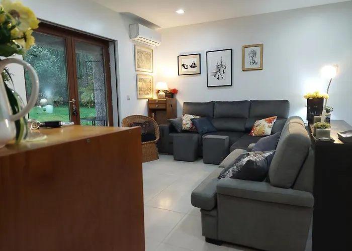 Cottage, Casa Do Laranjal - Near ジェレス