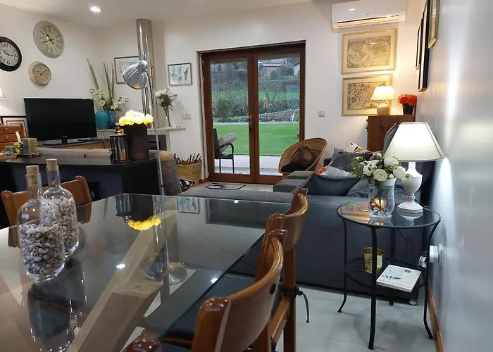 Cottage, Casa Do Laranjal - Near * ジェレス