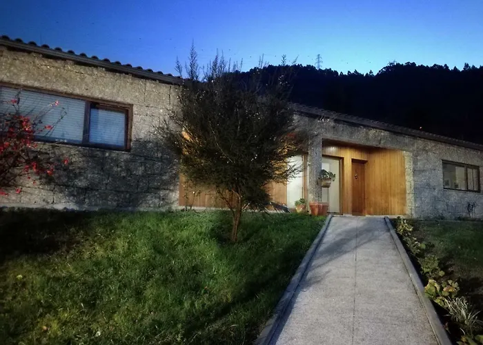 Cottage, Casa Do Laranjal - Near * ジェレス